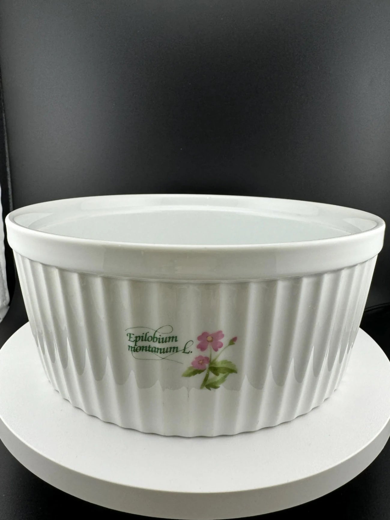 Vintage Anchor Hocking Floret Souffle Dish