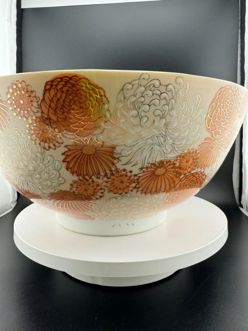 Fujita Kutani Orange Chrysanthemum Serving Bowl - 10"