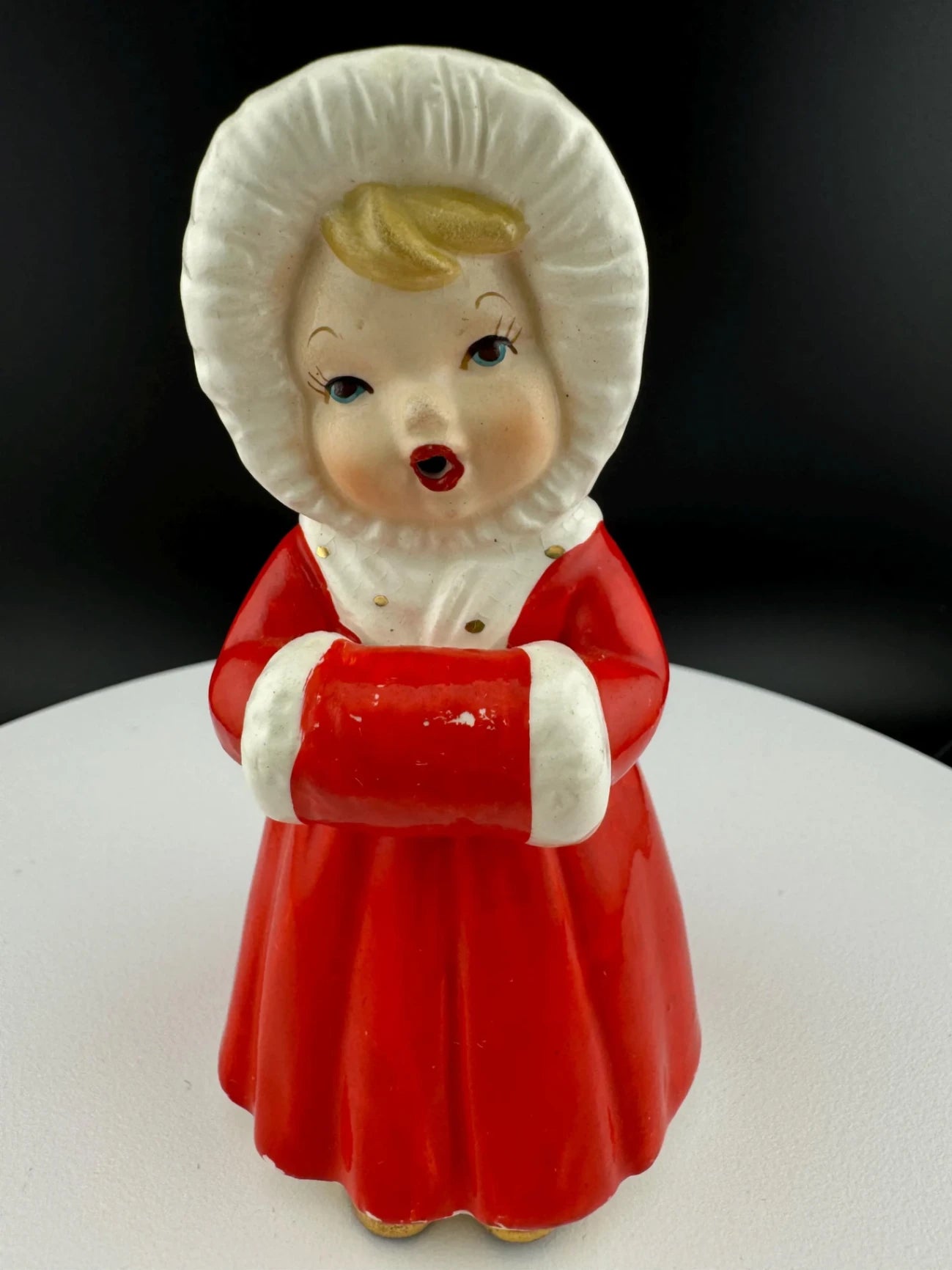 Vintage Pair of Open-Mouthed Caroler Figurines