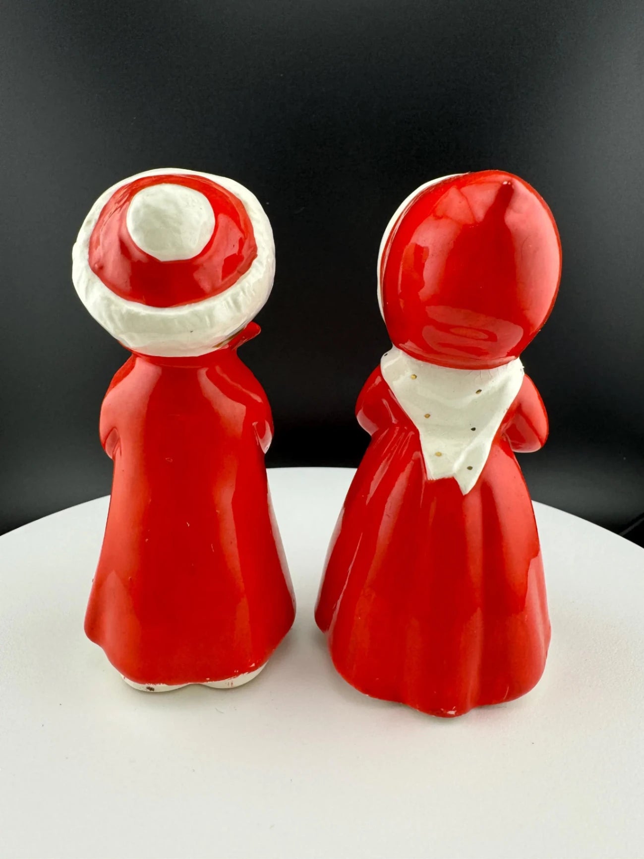 Vintage Pair of Open-Mouthed Caroler Figurines