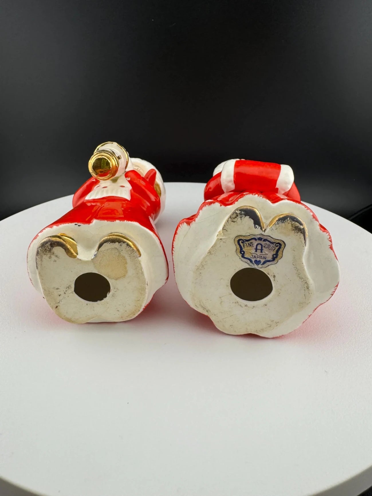Vintage Pair of Open-Mouthed Caroler Figurines