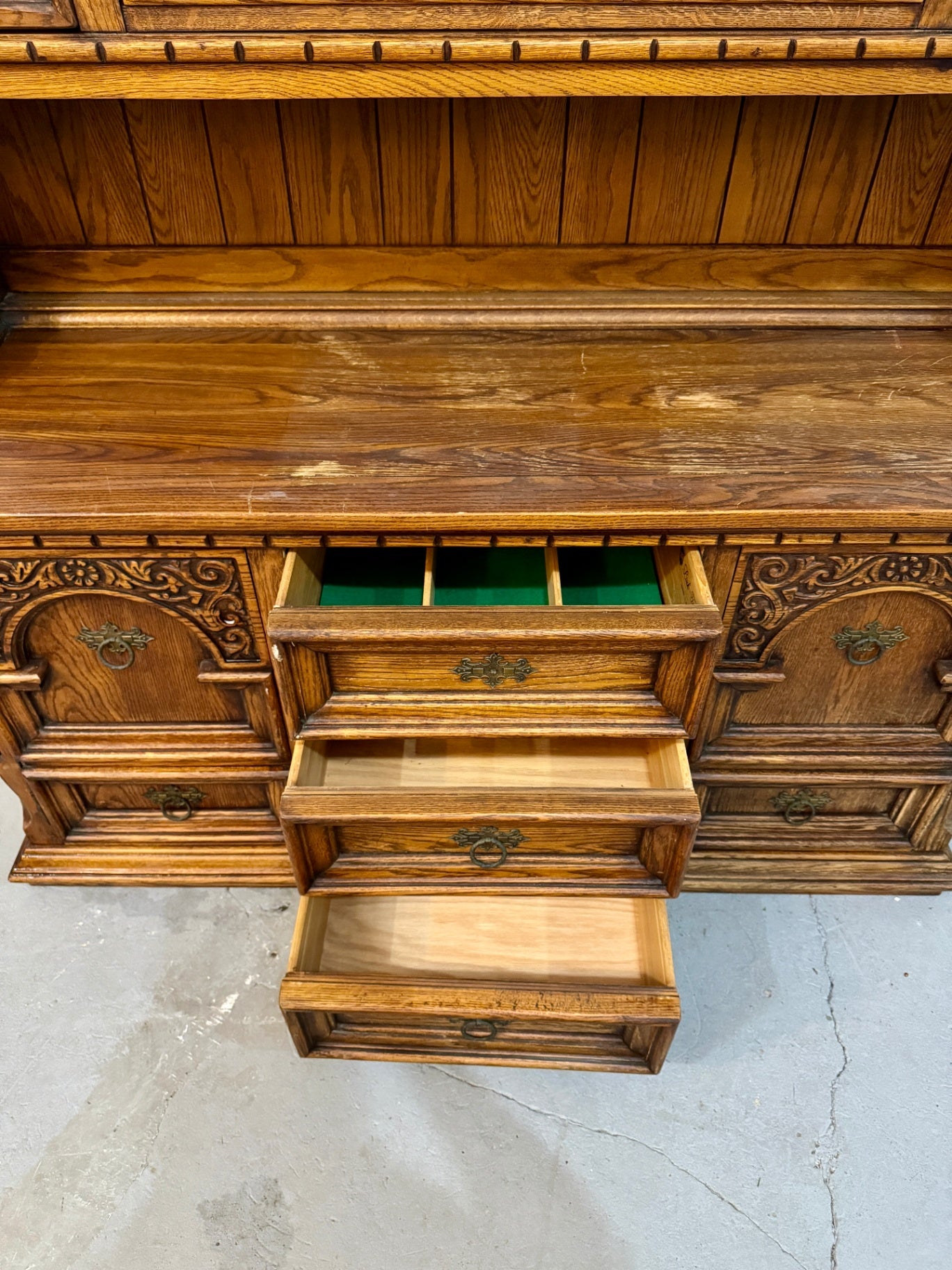 Vintage Link-Taylor Hutch