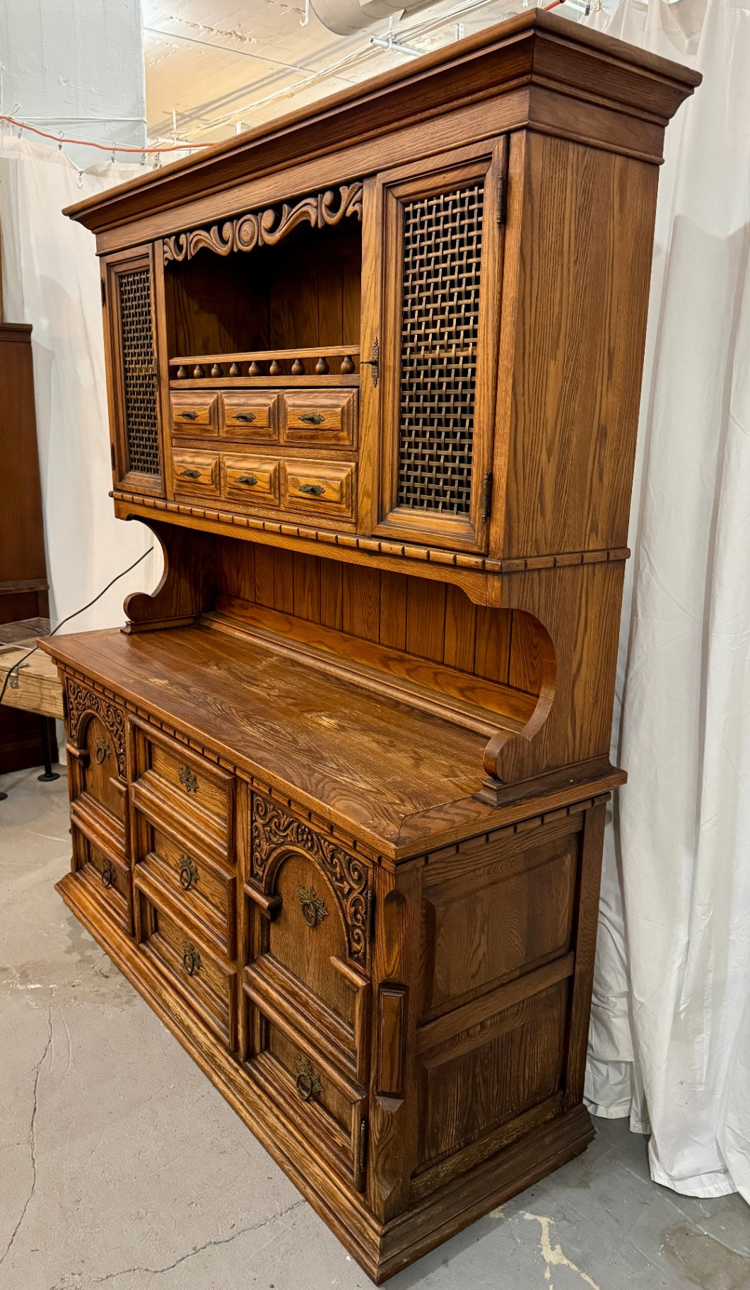 Vintage Link-Taylor Hutch
