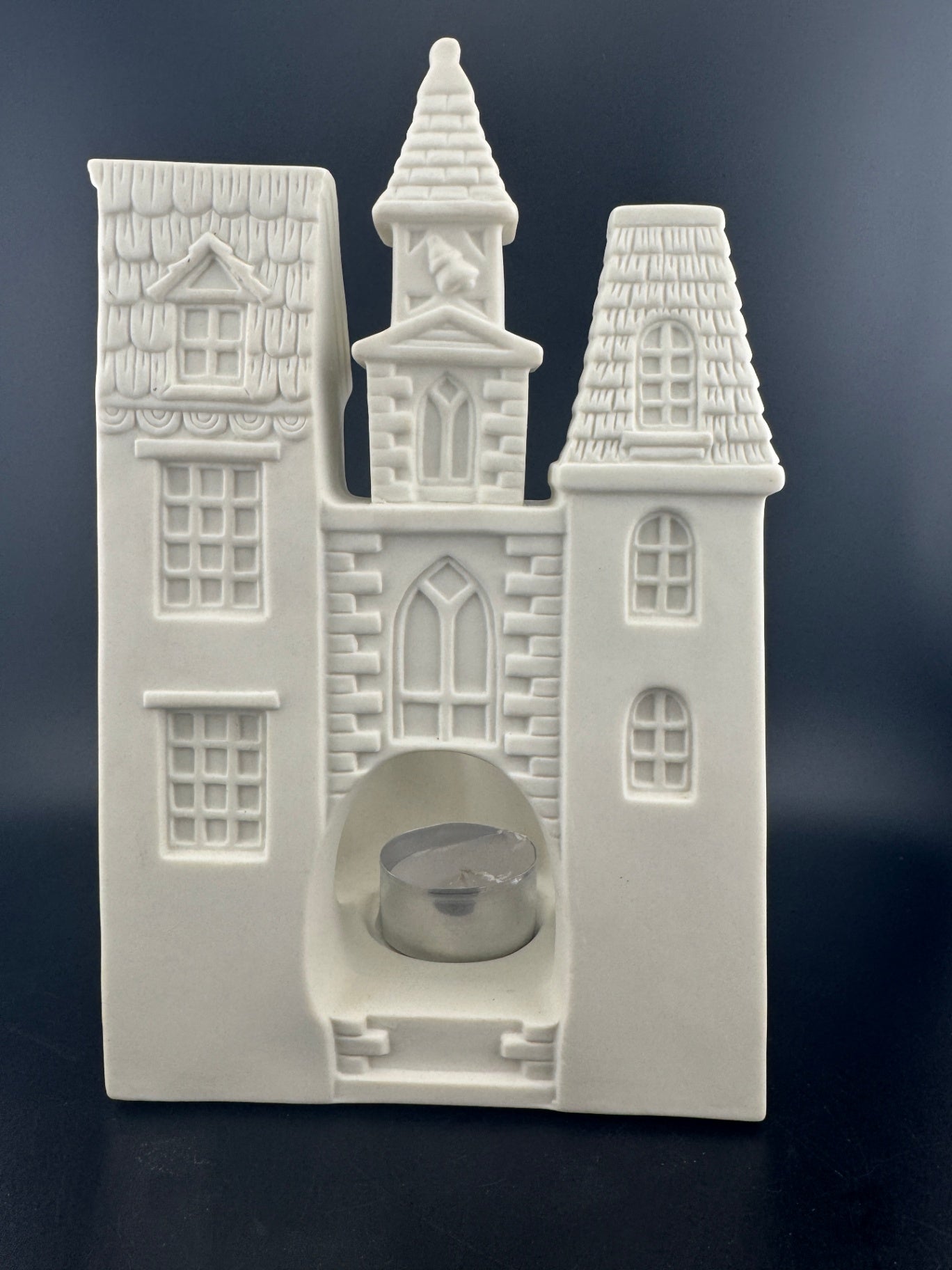Discontinued PartyLite P0204 - Village Carolers
