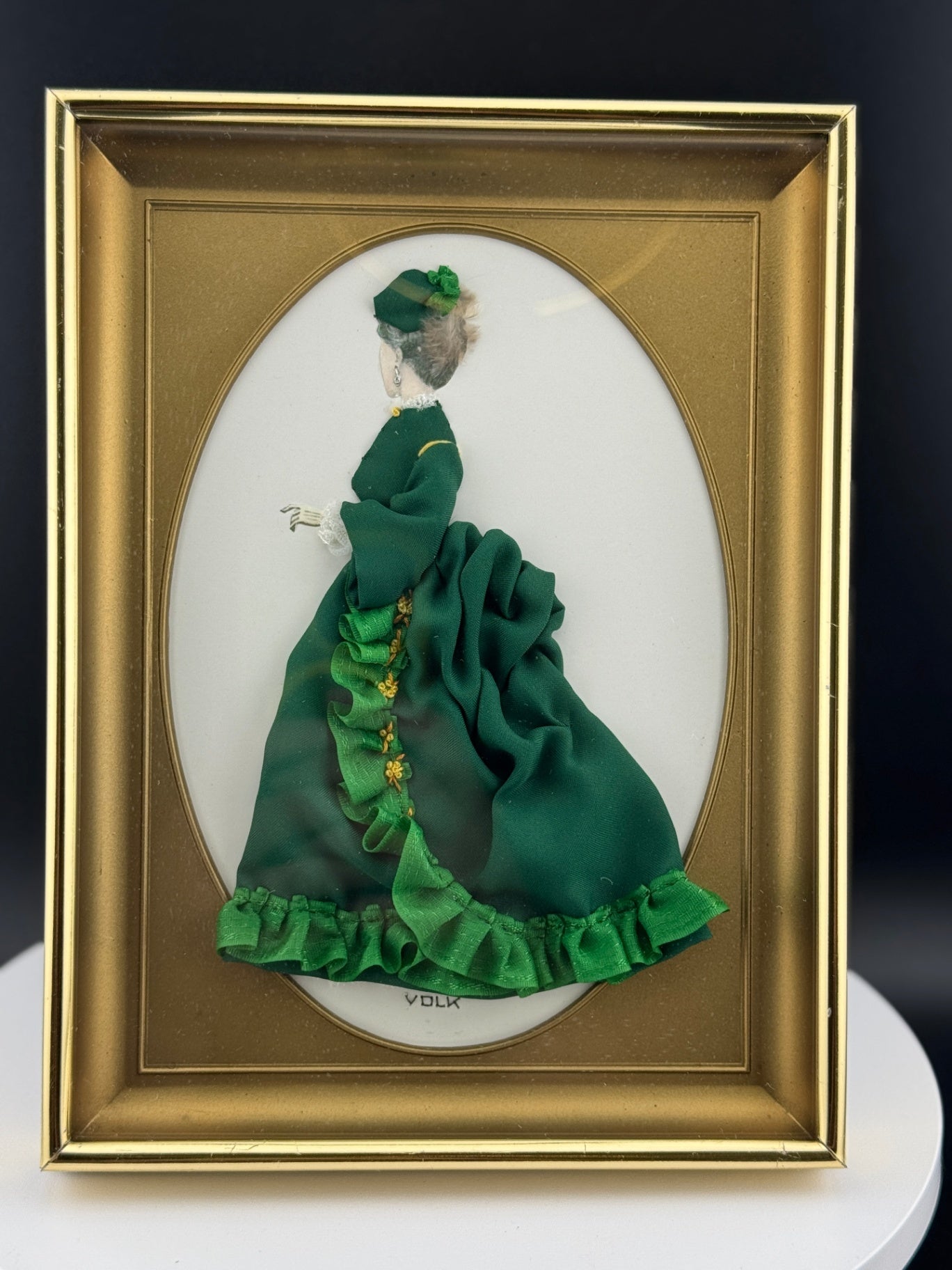 Victorian Woman Diorama - Green