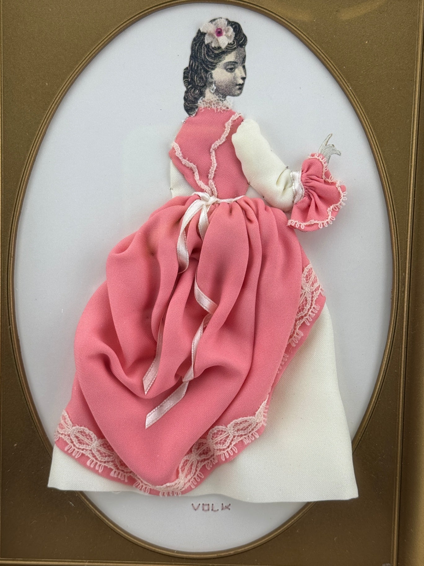 Victorian Woman Diorama - Pink