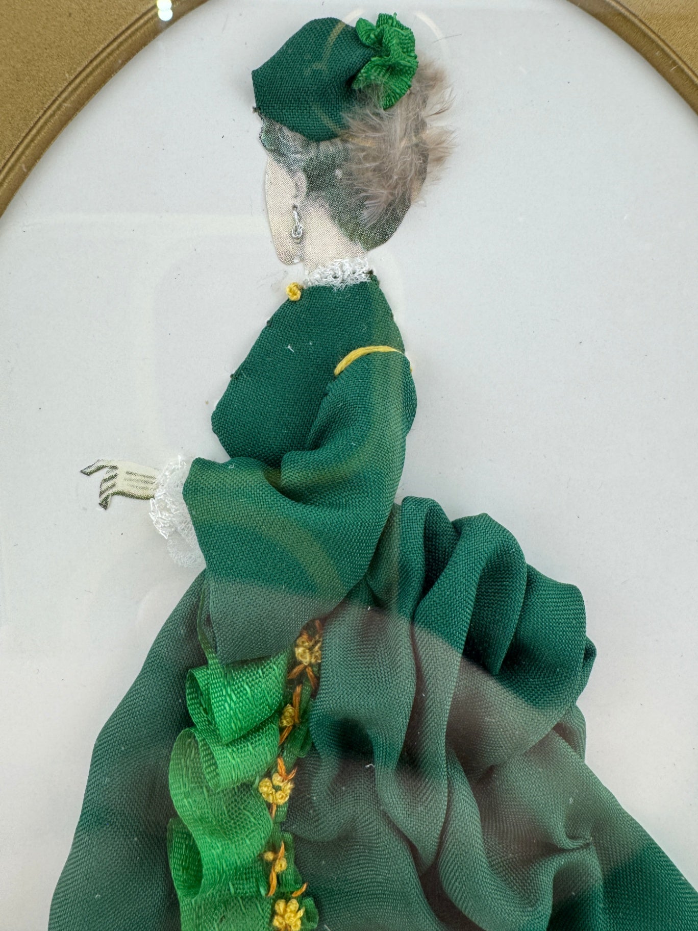 Victorian Woman Diorama - Green