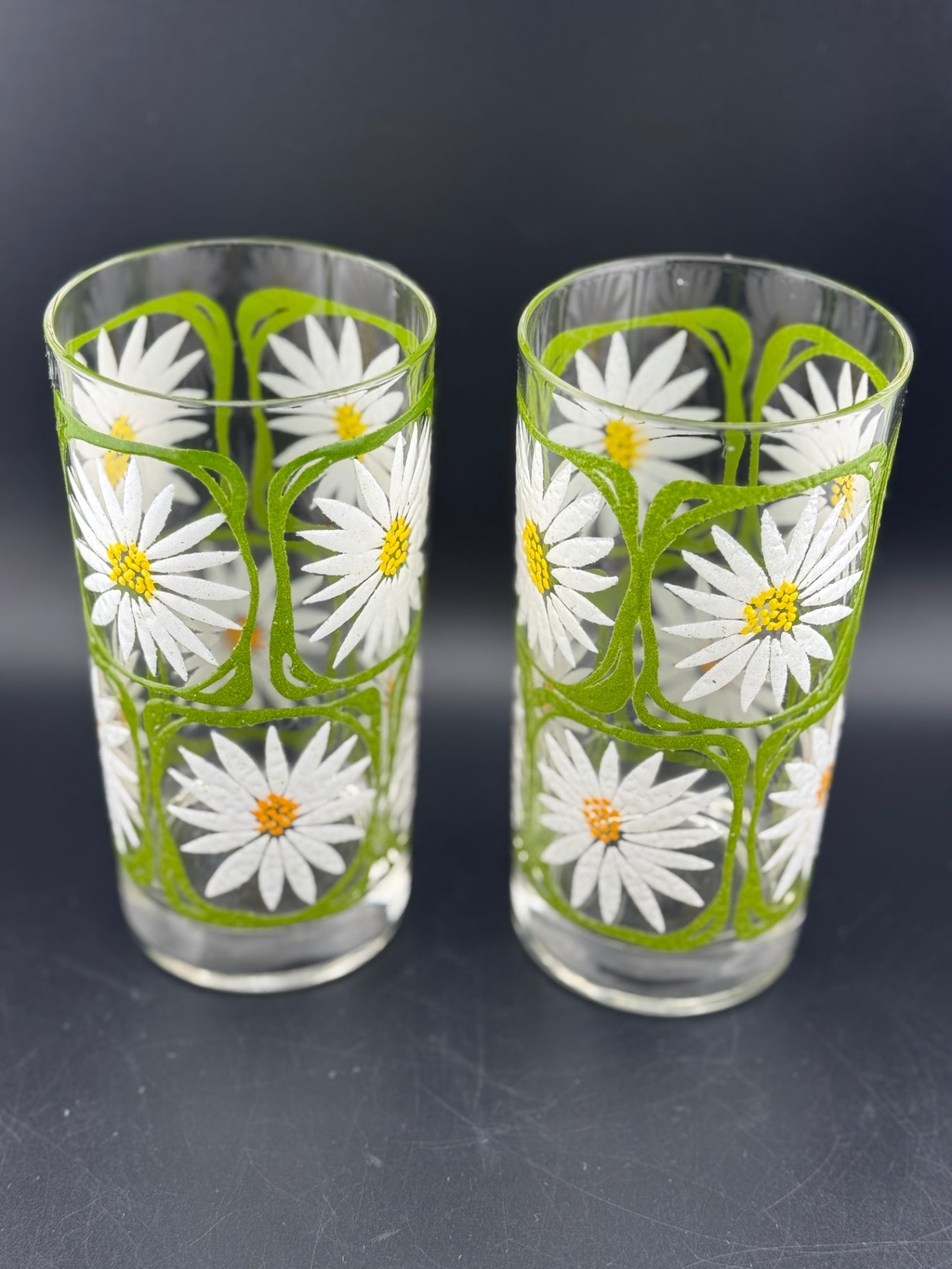 Set of 2 Vintage Libby Daisy Glasses
