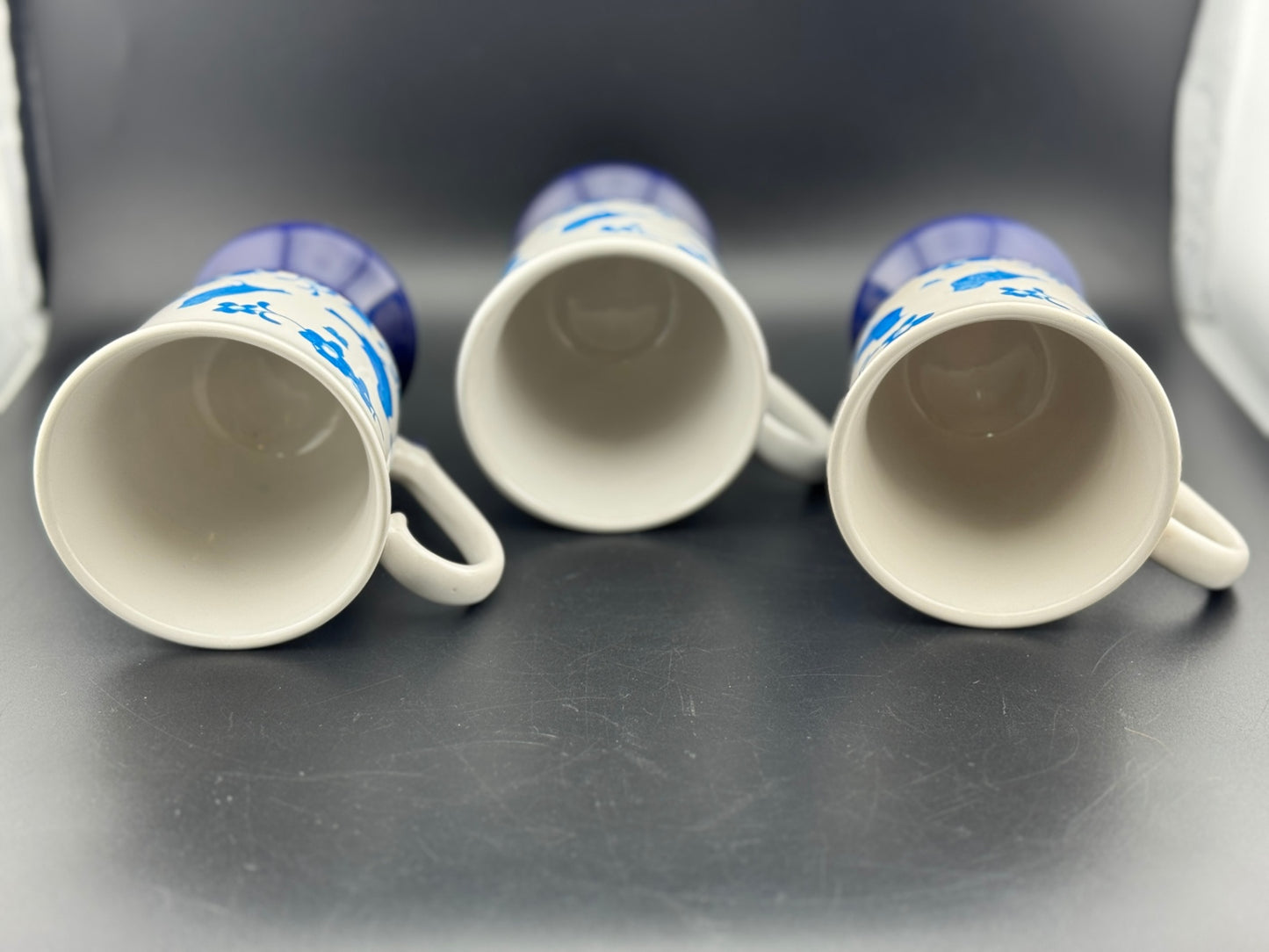 Set of 3 Pedestal Blue Bird Mugs