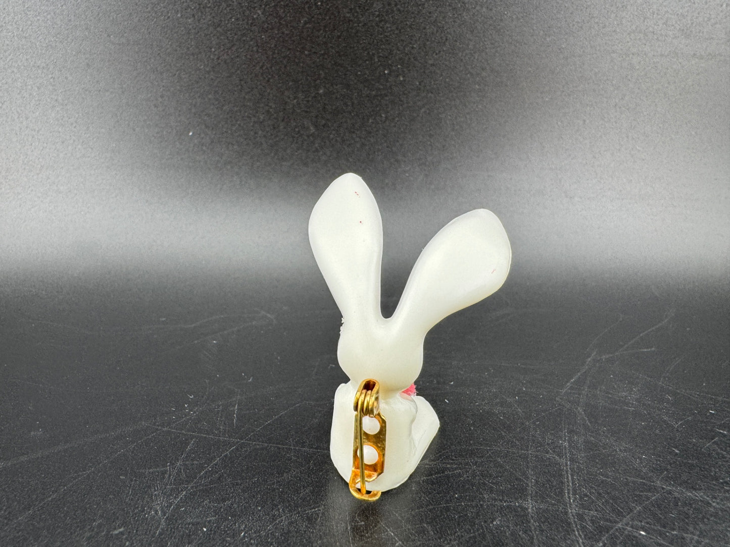 Vintage Avon Easter Bunny Pin *RARE FIND*