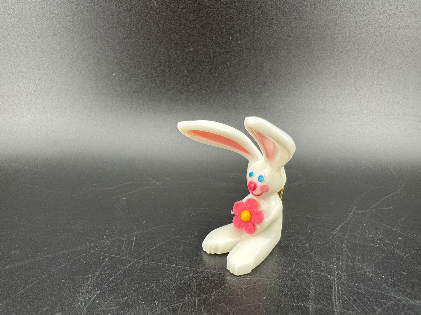 Vintage Avon Easter Bunny Pin *RARE FIND*