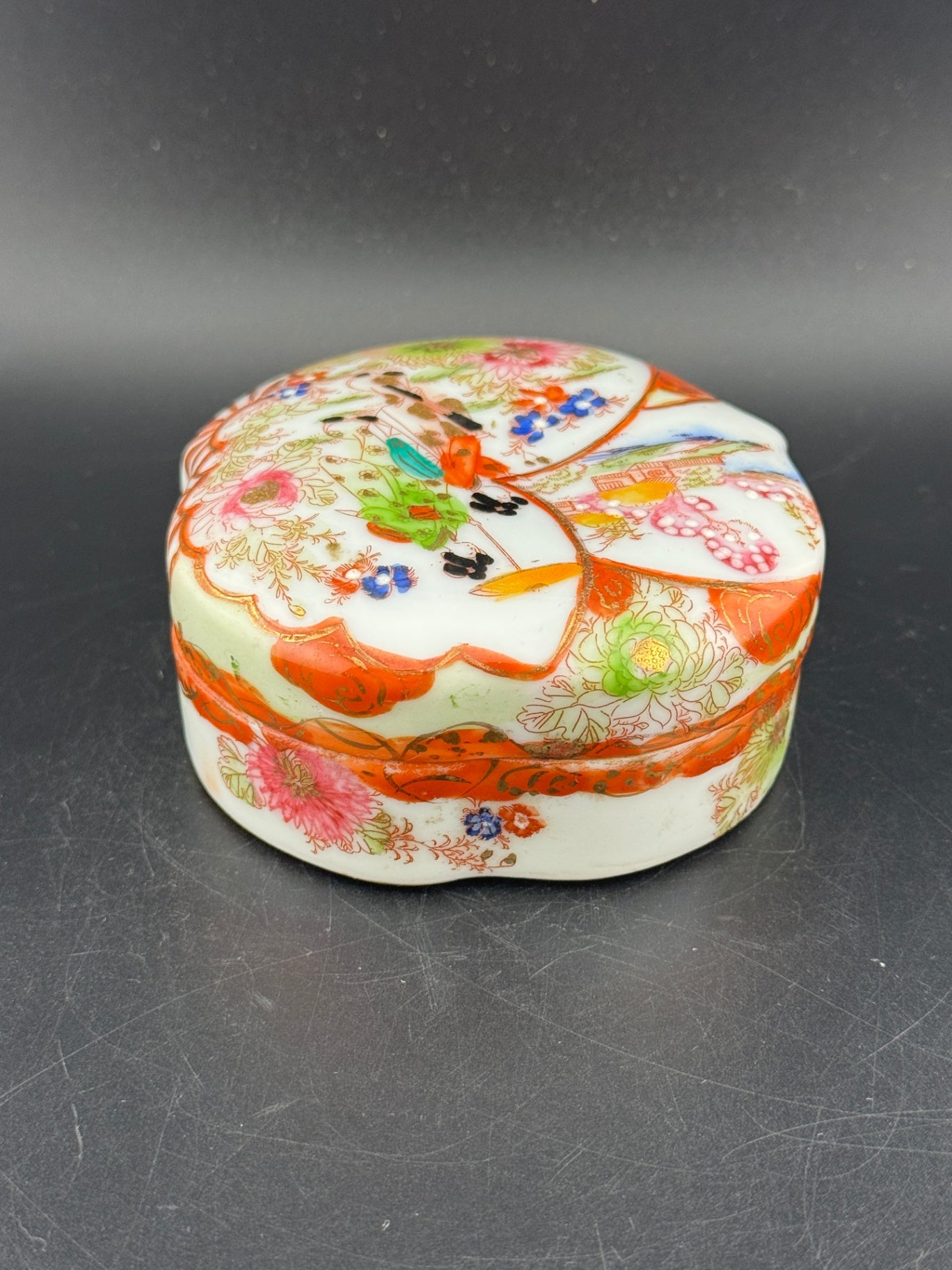 Vintage Kutani Trinket Box