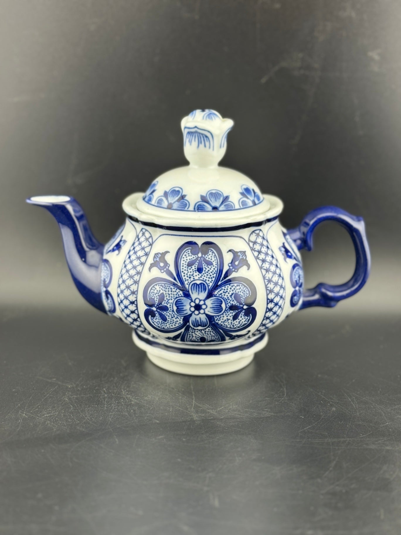 Vintage Bombay Company Teapot