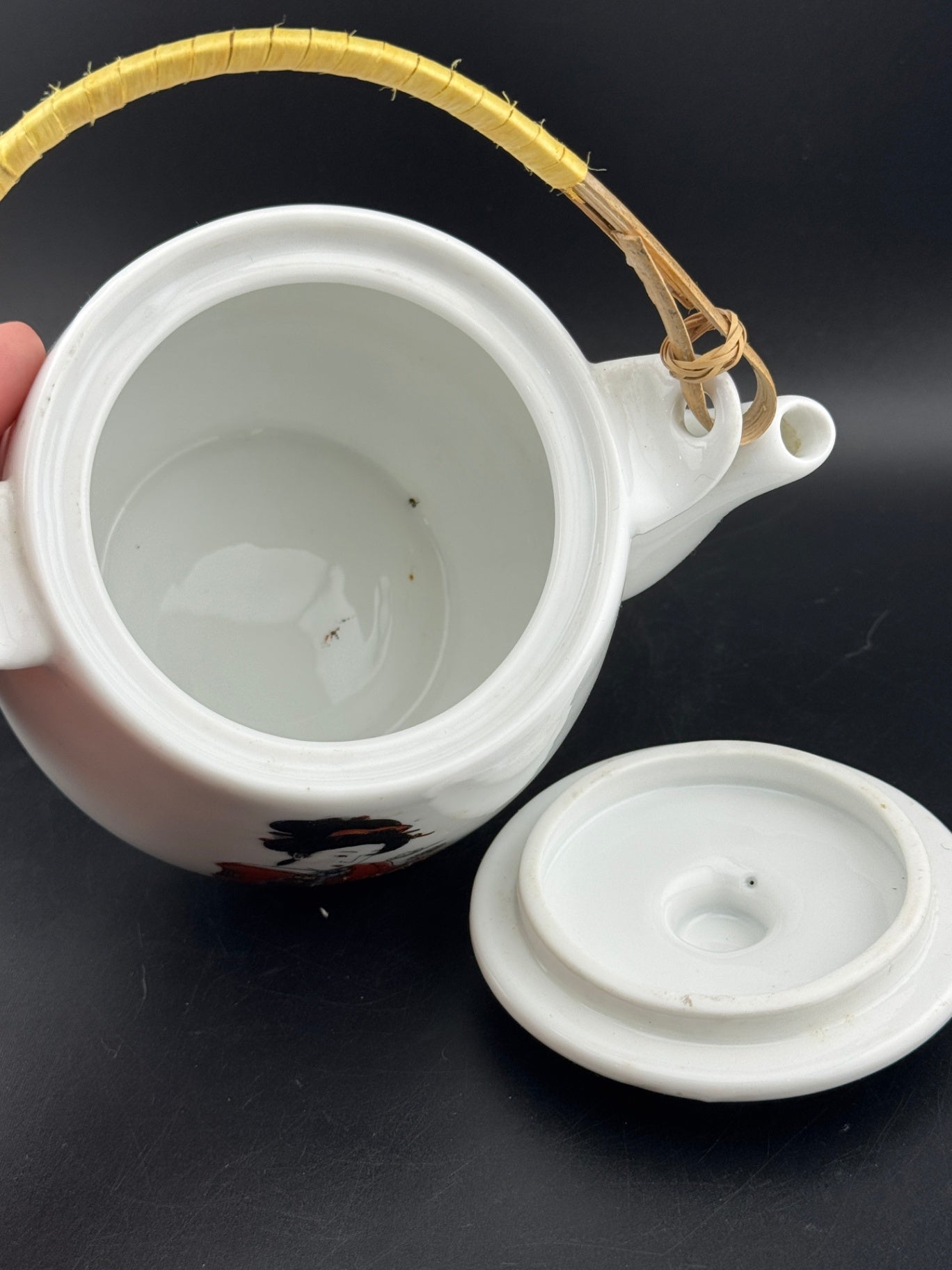 Geisha Tea Set - Teapot with Four Cups