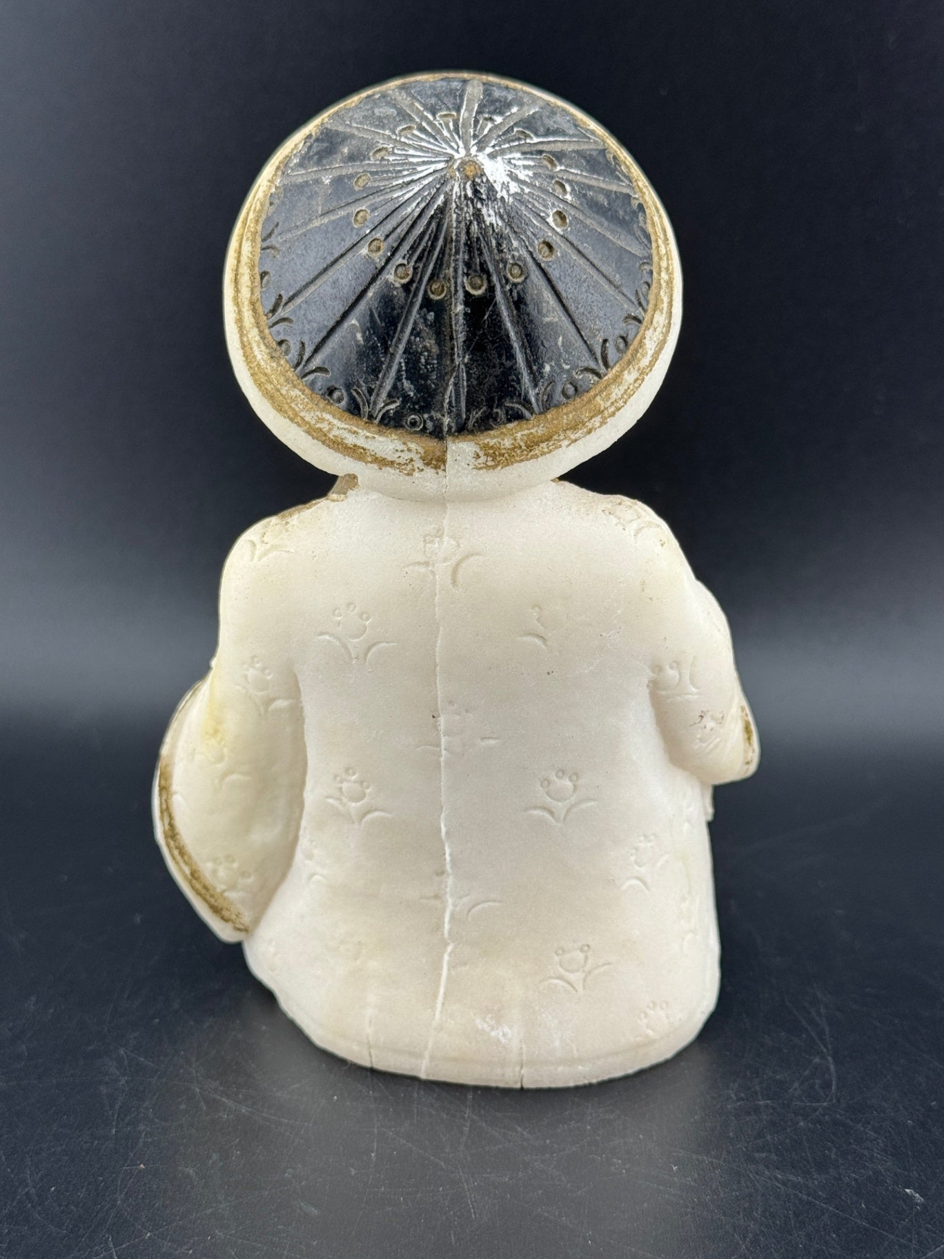 Vintage Salt Stone Little Asian Girl Reading