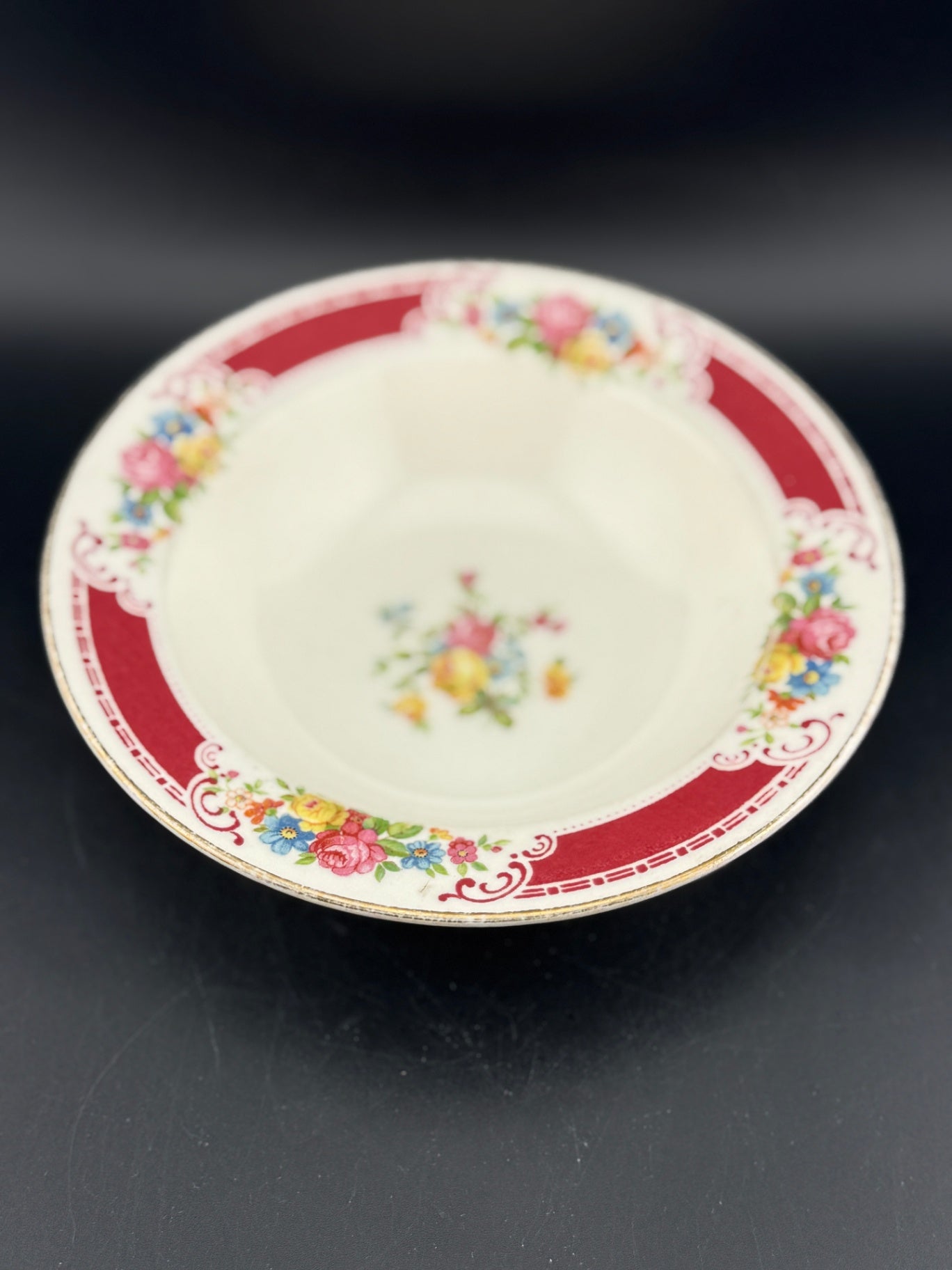Vintage Homer Laughlin Brittany Red 6.5" Rose Bowl