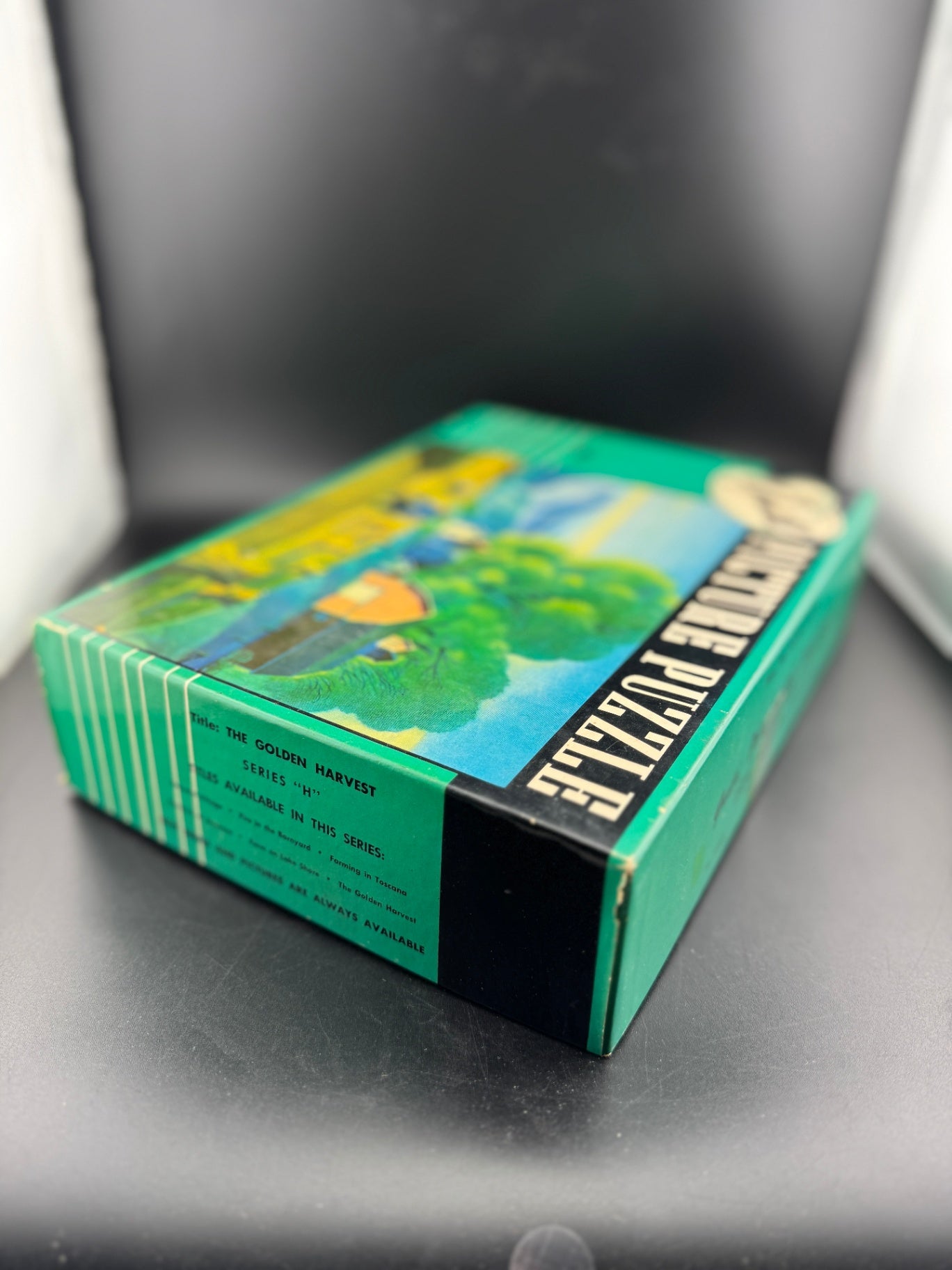Vintage Guild Puzzle - The Golden Harvest