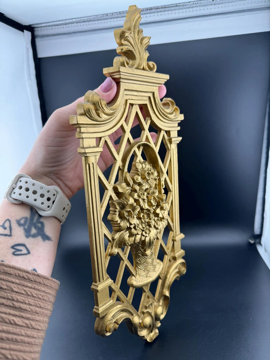 Vintage Gold Boquet Wall Hanging - Spring