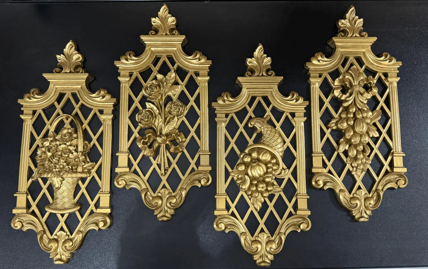 Vintage Gold Boquet Wall Hanging - Spring
