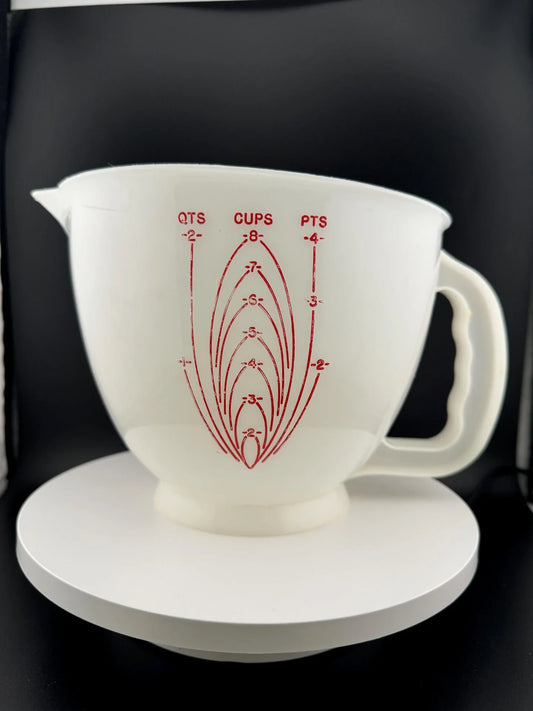 Vintage Tupperware 8C Measuring Cup