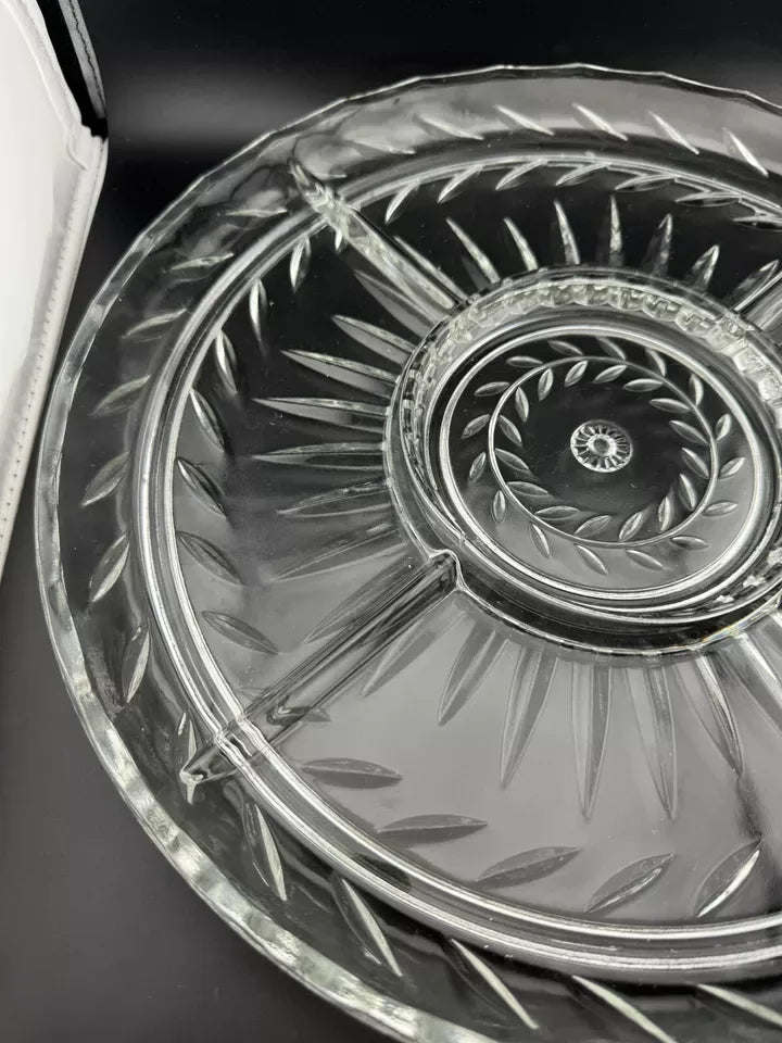 Vintage Indiana Glass Laurel Leaf Pattern 4 Part Relish Tray