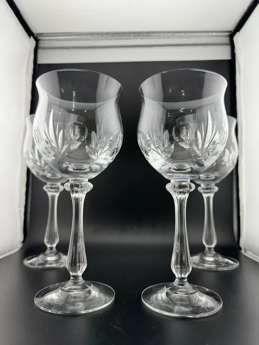 MIKASA Clear Cut Crystal Chambray Wine Glasses - Set of 4