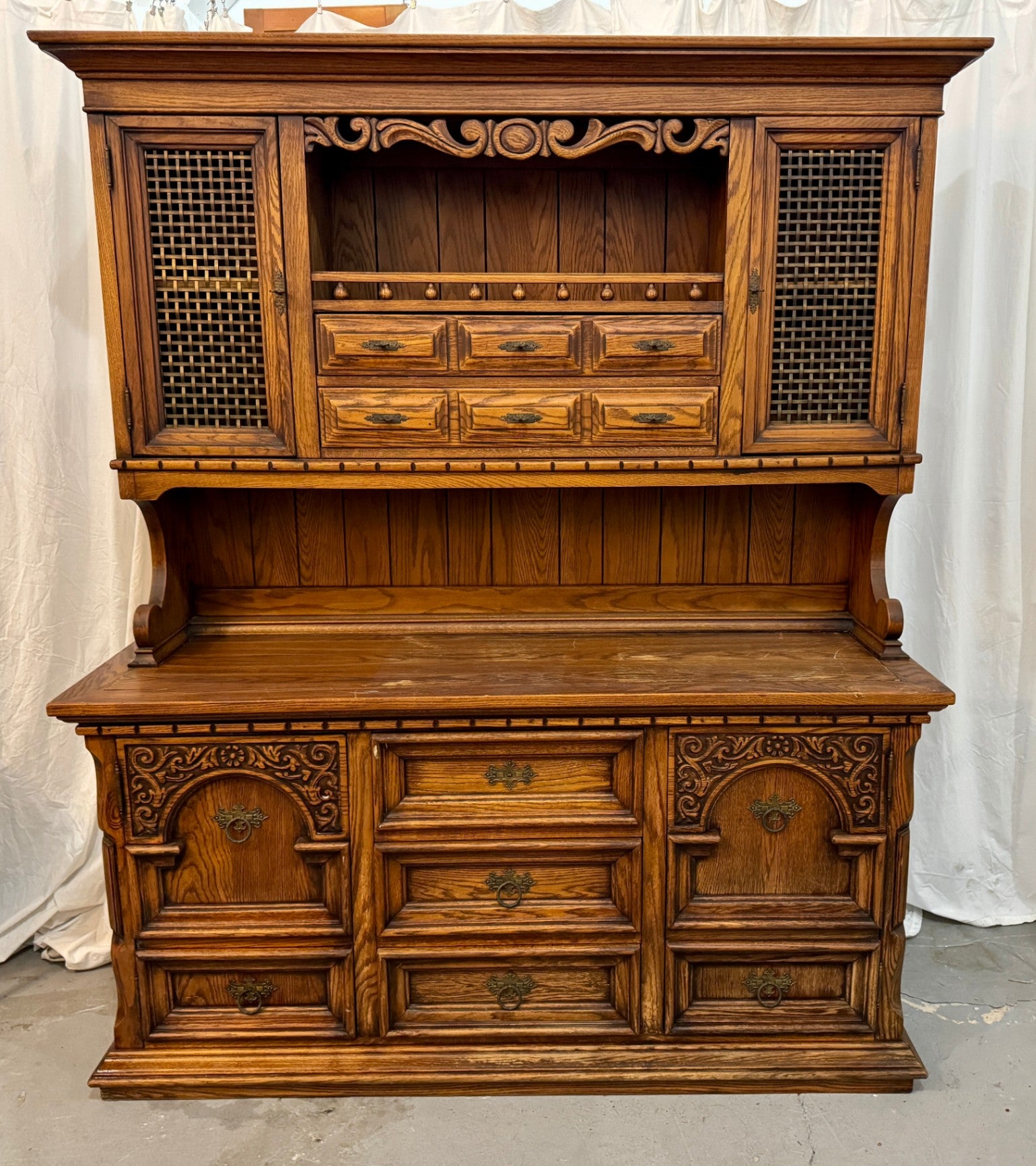 Vintage Link-Taylor Hutch