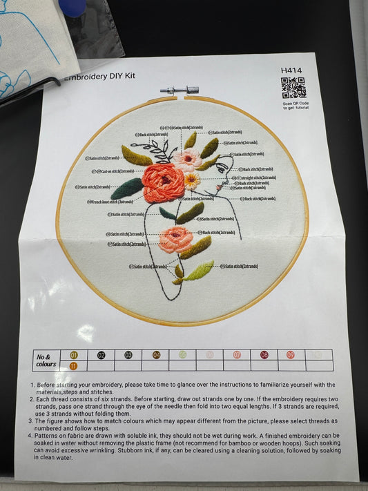 New Woman Outline with Floral Pattern Embroidery Kit - H414
