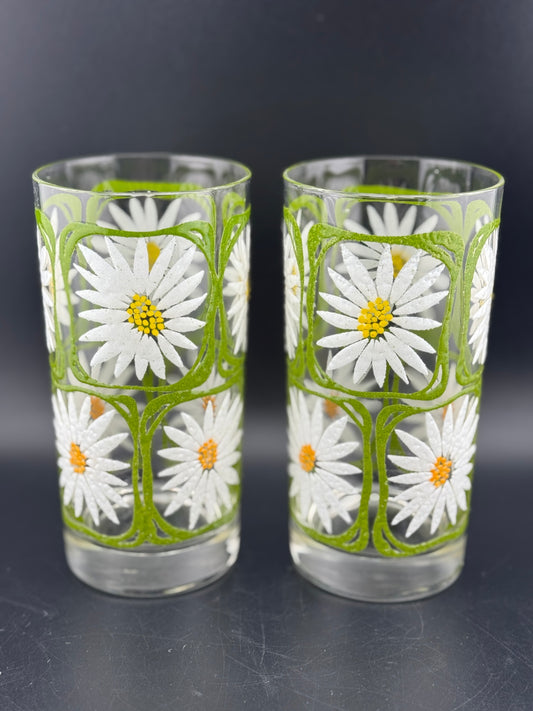 Set of 2 Vintage Libby Daisy Glasses