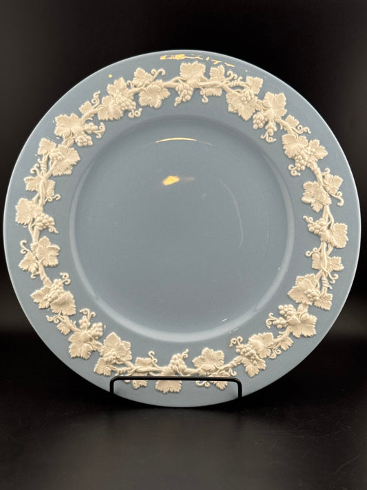 Wedgewood Queen's Ware Cream on Lavender 10.5" Plate - Set of 5
