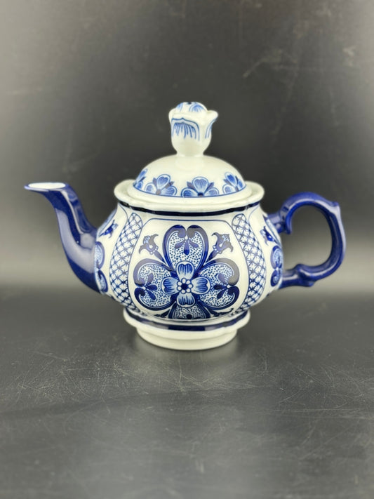 Vintage Bombay Company Teapot