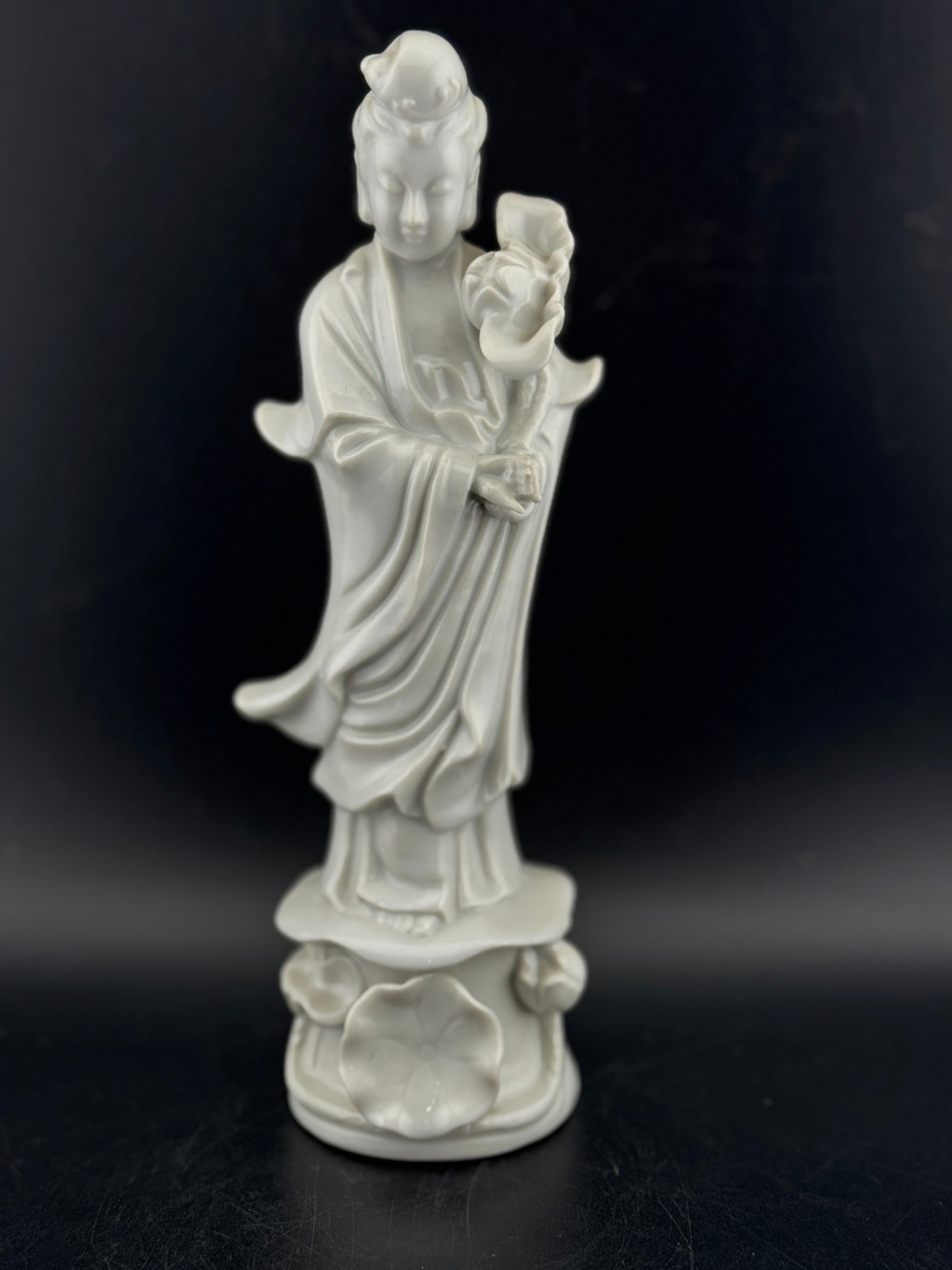 Vintage Guanyin (Kwan Yin) Figurine by Isco Japan