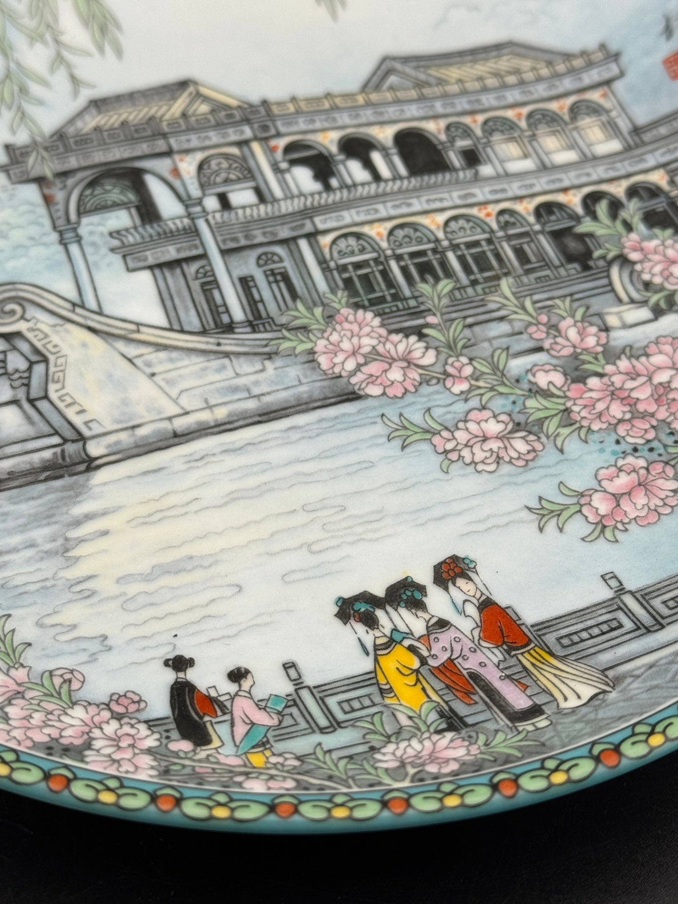 Vintage 1988 Imperial Jingdezhen Chinese Porcelain Plate