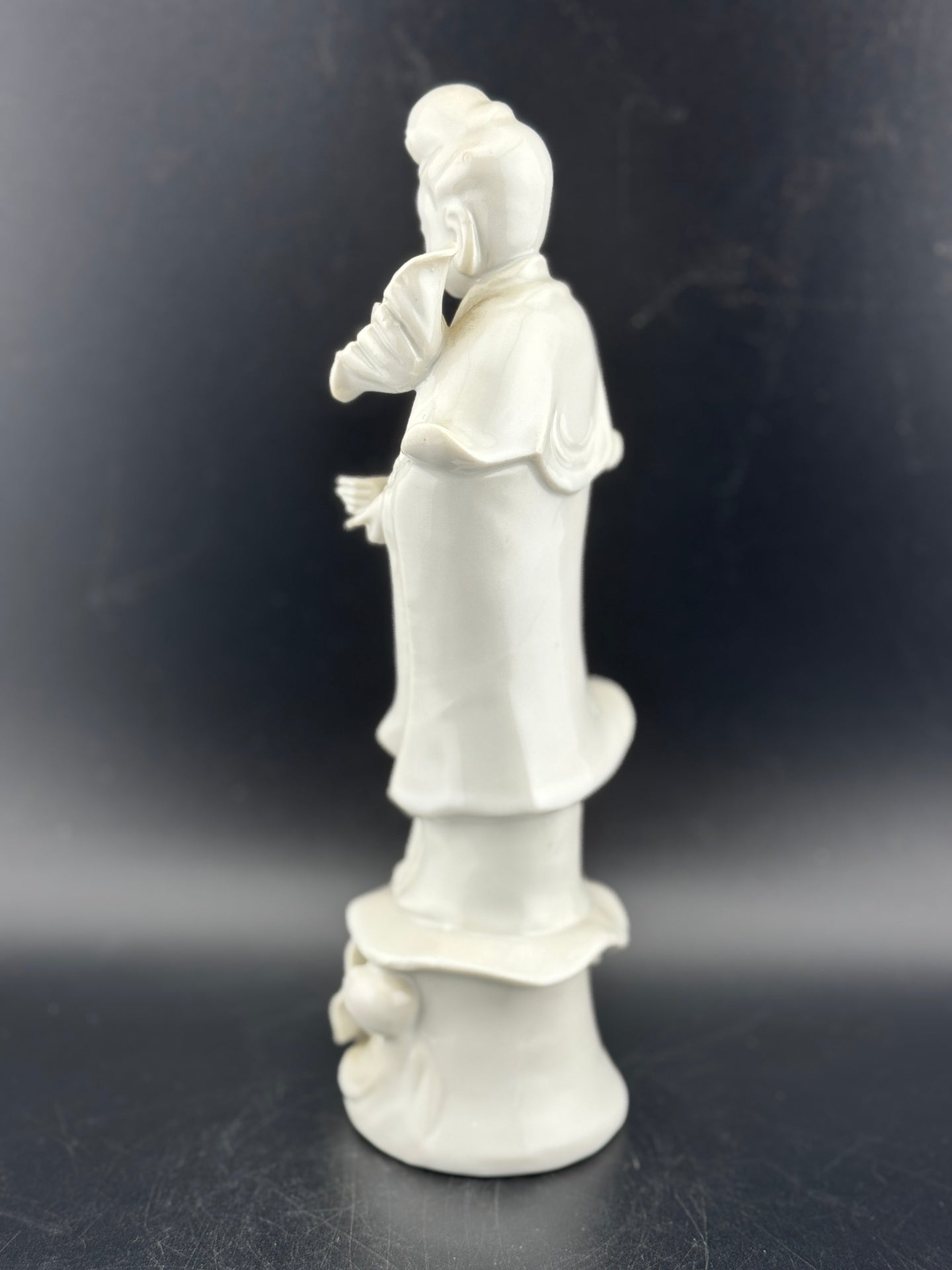 Vintage Guanyin (Kwan Yin) Figurine by Isco Japan
