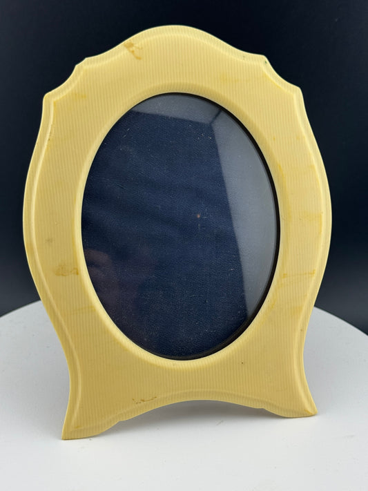 Vintage Celluloid/Bakelite Oval Frame, Ivory Du Barry