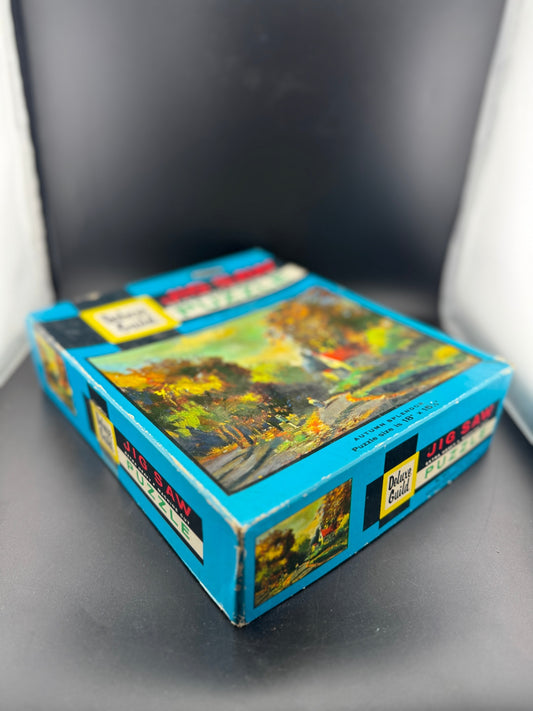 Vintage Deluxe Guild Puzzle - Autumn Splendor