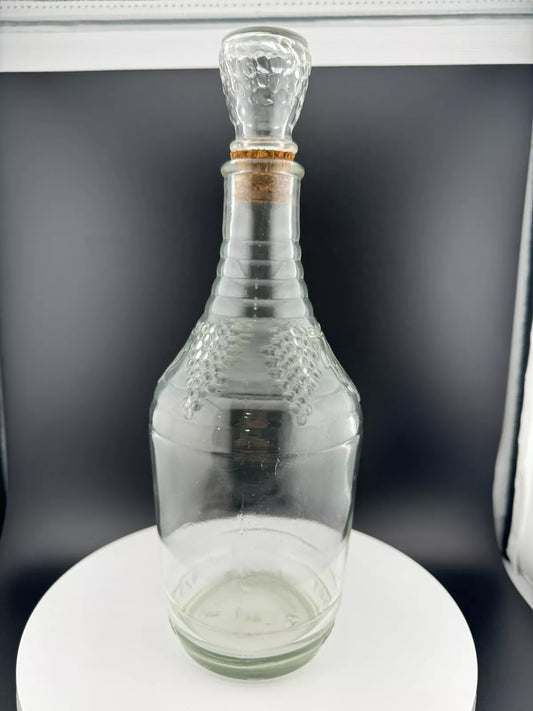 Vintage Grape Pattern Clear Glass Decanter Bottle with Stopper Empty Bottle