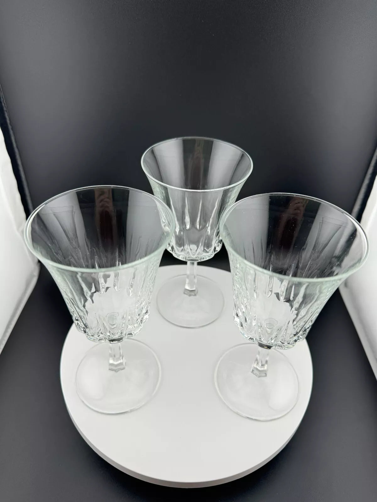 Set of 3 Luminarc Wine Glasses/Goblets - Clear Glass